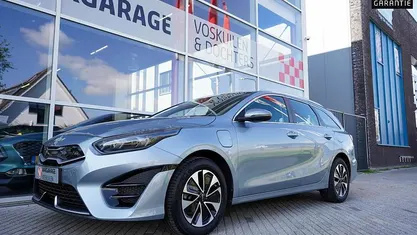 Blauw Gebruikt 2022 Kia Ceed Vision Hatchback | € 21.950 (Super prijs)