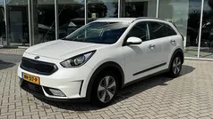 Gebruikt 2017 Kia Niro SUV | € 16.945 (Eerlijke prijs)