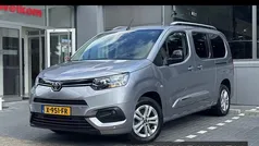 Grijs Gebruikt 2022 Toyota Proace Verso Active Stationwagen | € 29.900 (Eerlijke prijs)