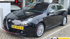 Zwart Gebruikt 2018 Alfa Romeo Giulietta Super Hatchback | € 17.445 (Eerlijke prijs)