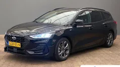 Zwart Gebruikt 2024 Ford Focus ST-Line Stationwagen | € 27.435 (Eerlijke prijs)