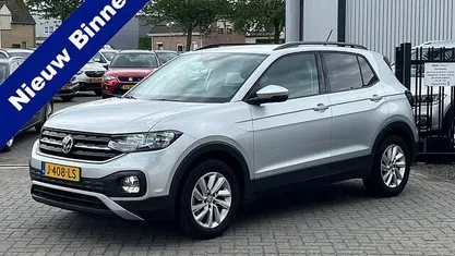 Grijs Gebruikt 2020 VW T-Cross Life SUV | € 21.449 (Eerlijke prijs)