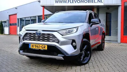 Occasion 2020 Toyota RAV4 SUV | € 30.750 (Eerlijke prijs)