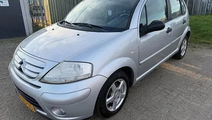 Grijs (metallic) Gebruikt 2007 Citroën C3 Hatchback | € 1.350 (Eerlijke prijs)