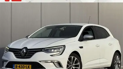 Wit Gebruikt 2018 Renault Mégane GT Line GT-Line Hatchback | € 10.440 (Eerlijke prijs)