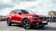 Rood Gebruikt 2022 Volvo XC40 Inscription SUV | € 32.695 (Super prijs)
