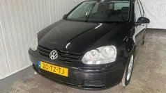 Zwart Gebruikt 2007 VW Golf V Hatchback | € 2.999 (Eerlijke prijs)