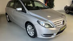 Grijs Gebruikt 2014 Mercedes B180 MPV | € 12.950 (Eerlijke prijs)