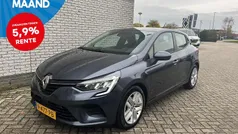 Grijs Gebruikt 2022 Renault Clio V Zen Hatchback | € 19.900 (Eerlijke prijs)