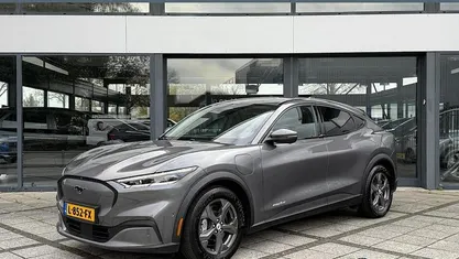 Occasion 2021 Ford Mustang Mach-E SUV | € 19.900 (Goede deal)