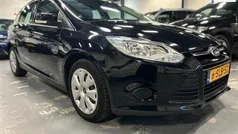 Zwart Gebruikt 2013 Ford Focus Trend Hatchback | € 3.894 (Eerlijke prijs)