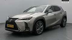 Gebruikt 2019 Lexus UX 250h Sport Line SUV | € 34.950 (Eerlijke prijs)