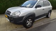 Grijs Gebruikt 2009 Hyundai Tucson Dynamiq SUV | € 3.950 (Eerlijke prijs)