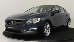Blauw Gebruikt 2015 Volvo S60 Summum Sedan | € 14.890 (Eerlijke prijs)