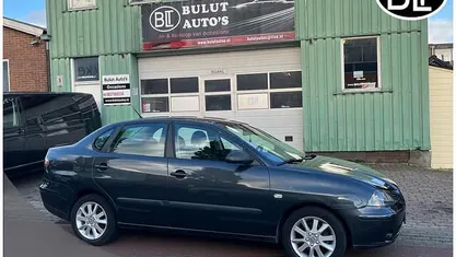 Grijs Gebruikt 2009 Seat Cordoba Sedan | € 1.850 (Eerlijke prijs)