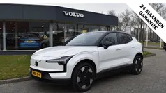 Wit, metallic lak Gebruikt 2025 Volvo EX30 Plus SUV | € 35.900 (Eerlijke prijs)
