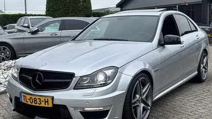 Grijs Gebruikt 2009 Mercedes C63 AMG AMG Sedan | € 22.950 (Super prijs)
