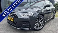 Grijs Gebruikt 2022 Audi A1 Sportback Advanced Hatchback | € 19.500 (Goede deal)