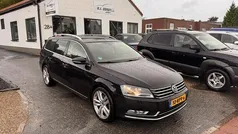 Zwart Gebruikt 2011 VW Passat Highline Stationwagen | € 4.450 (Eerlijke prijs)