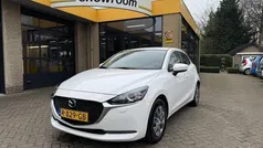 Wit, metallic lak Gebruikt 2022 Mazda 2 Hatchback | € 15.995 (Eerlijke prijs)