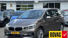 Geel Gebruikt 2018 BMW 216 Executive Stationwagen | € 16.999 (Goede deal)