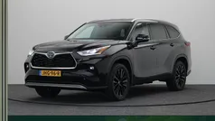 Zwart Gebruikt 2024 Toyota Highlander Executive SUV | € 69.945 (Eerlijke prijs)