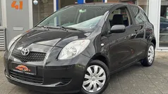 Zwart Gebruikt 2007 Toyota Yaris Sol Hatchback | € 2.950 (Eerlijke prijs)