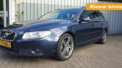 Blauw Gebruikt 2012 Volvo V70 Summum Stationwagen | € 11.995 (Eerlijke prijs)