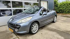 Grijs Gebruikt 2008 Peugeot 207 CC Cabriolet | € 1.750 (Super prijs)