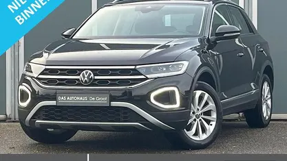 Gebruikt 2022 VW T-Roc Style SUV | € 26.395 (Super prijs)