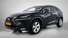 Zwart Gebruikt 2015 Lexus NX300h President Line SUV | € 31.950 (Eerlijke prijs)