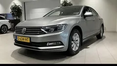 Grijs Gebruikt 2018 VW Passat Highline Sedan | € 17.900 (Super prijs)