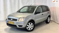 Gebruikt 2005 Ford Fusion Futura MPV | € 1.799 (Eerlijke prijs)