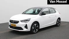 Wit Gebruikt 2023 Opel Corsa-e GS Line Hatchback | € 18.440 (Eerlijke prijs)
