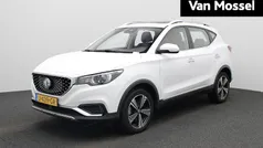 Gebruikt 2020 MG ZS Luxury SUV | € 15.440 (Eerlijke prijs)