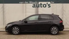 Gebruikt 2021 VW Golf VIII Active Hatchback | € 18.400 (Goede deal)