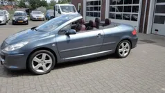 Grijs Gebruikt 2007 Peugeot 307 CC Cabriolet | € 2.750 (Eerlijke prijs)