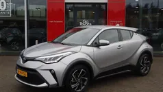 Grijs Gebruikt 2022 Toyota C-HR SUV | € 25.800 (Eerlijke prijs)