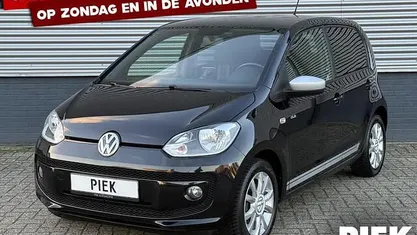 Zwart Gebruikt 2015 VW up! high up! Hatchback | € 7.999 (Eerlijke prijs)