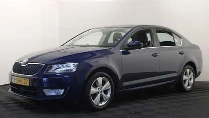 Occasion 2013 Skoda Octavia Elegance Hatchback | € 5.450 (Eerlijke prijs)