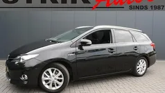 Zwart Gebruikt 2014 Toyota Auris Touring Sports Stationwagen | € 8.349 (Eerlijke prijs)