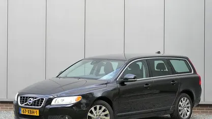 Zwart Gebruikt 2012 Volvo V70 Stationwagen | € 10.999 (Eerlijke prijs)
