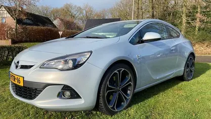 Occasion Opel Astra GTC OPC 140 PK (102 kW) 2014 Hatchback