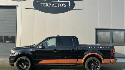 Zwart Occasion 2008 Ford V8 Van | € 14.950 (Eerlijke prijs)