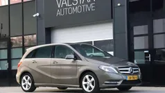 Grijs Gebruikt 2012 Mercedes B200 Ambition MPV | € 13.495 (Eerlijke prijs)