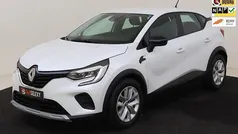 Wit Gebruikt 2022 Renault Captur Iconic SUV | € 22.450 (Goede deal)