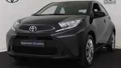 Gebruikt 2024 Toyota Aygo Play Hatchback | € 19.995 (Goede deal)