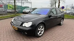 Zwart Gebruikt 2003 Mercedes C200 Elegance Sedan | € 1.950 (Eerlijke prijs)