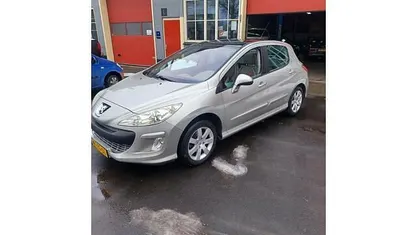 Occasion 2008 Peugeot 308 Hatchback | € 1.950 (Eerlijke prijs)
