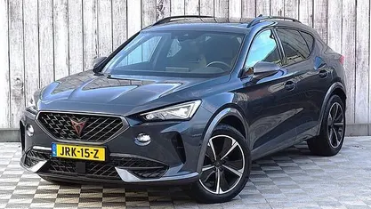 Magnetic tech, magnetic tech, kleur (grijs metallic) Occasion 2022 Cupra Formentor Basis SUV | € 28.900 (Iets duurder)